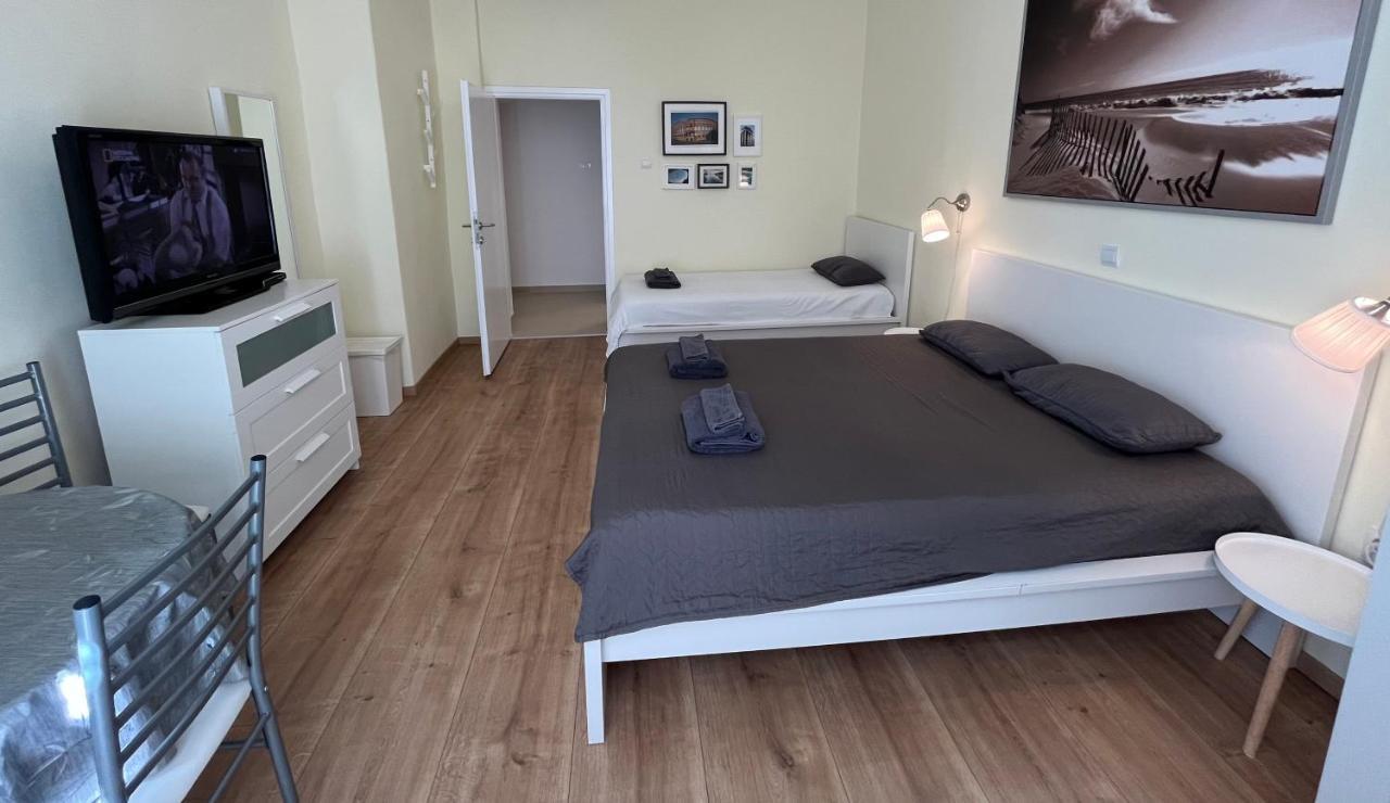 Apartment Check In Pula Exteriör bild